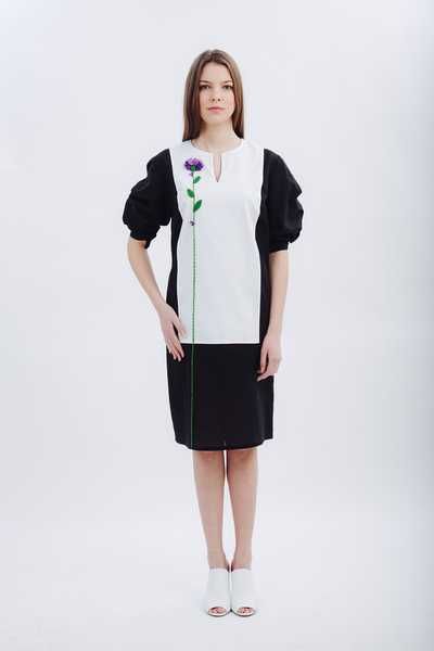 Rochie cu plastron brodat manual, Nicoleta Obis, marimea L, noua