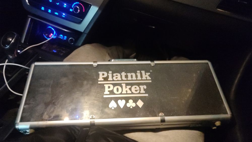 Продам покер новый