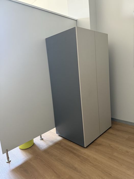 Сиви шкафове от MDF