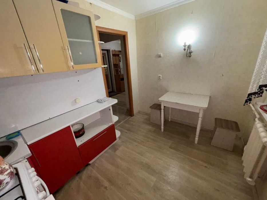 Продаётся 2-комнатная 5 микрорайон