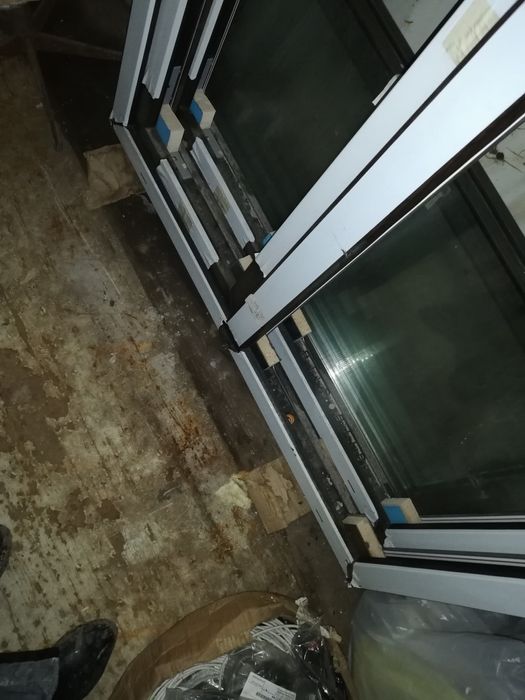 Окна пластиковые, подоконники