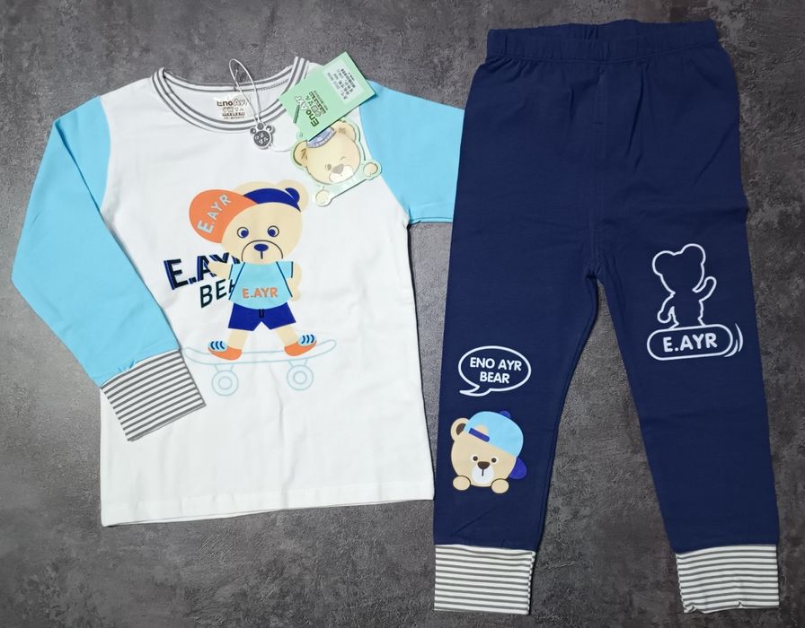 Продается детские вещи