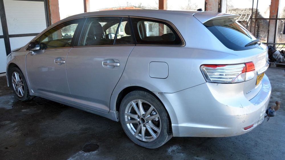 Toyota Avensis III 2009-2015 НА ЧАСТИ - Цени в описанието