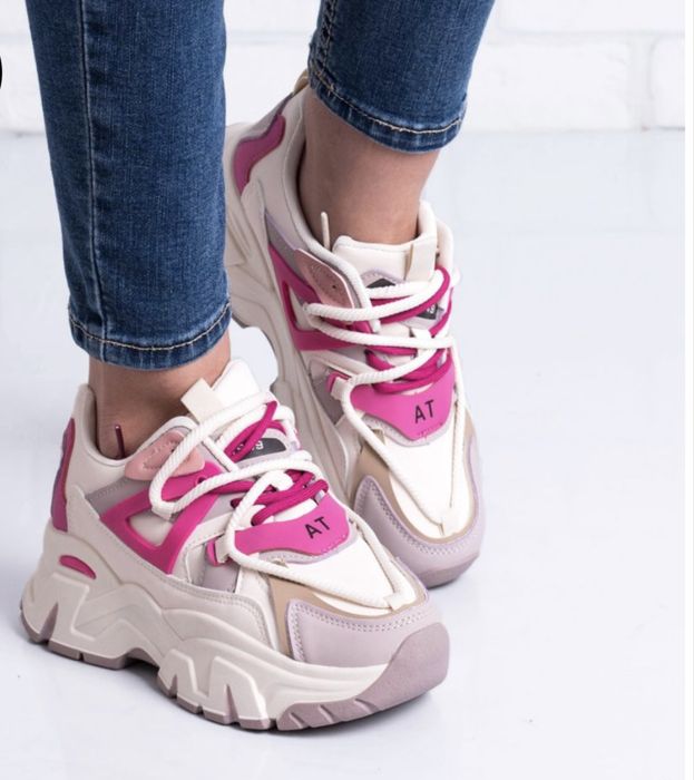 Дамски маратонки, сникърси, бежаво, розово