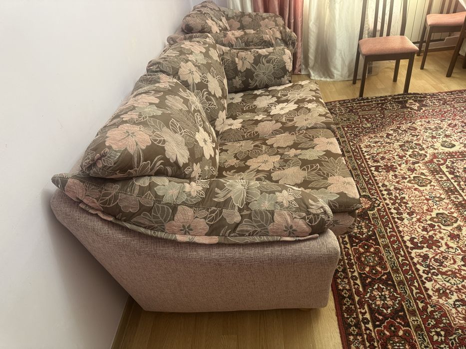 Диван и кресло б/у