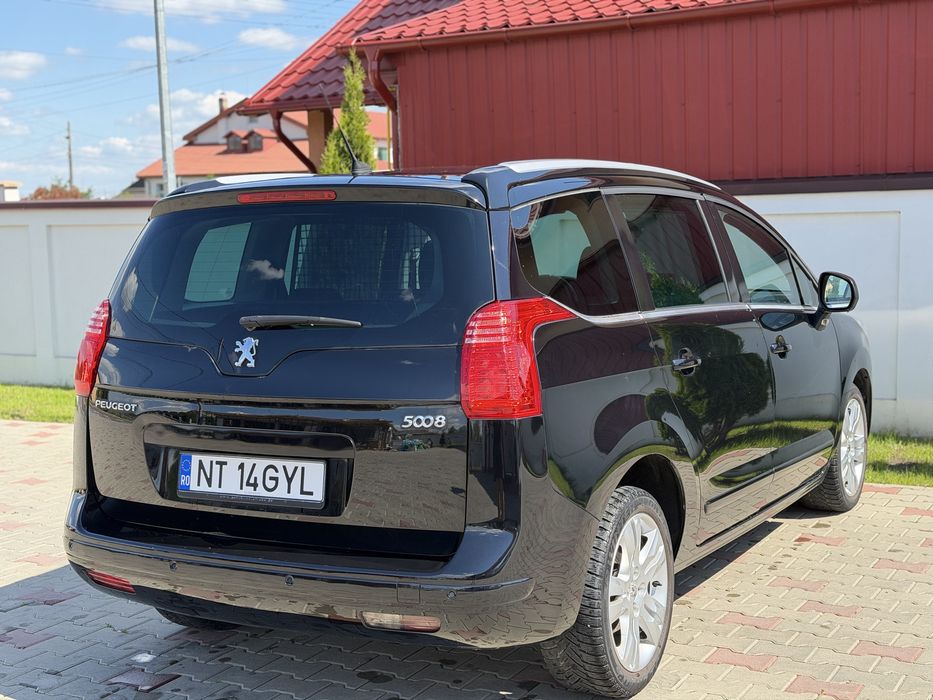 Peugeot 5008 2.0 HDI 2011