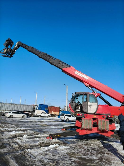 Închiriez Manitou rotativ 30 metri 5Tone Automacara Constanța