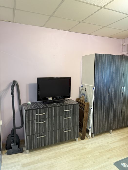 Дава се под наем Едностаен апартамент в Пловдив, Център - 30 кв.м за 350 € - Снимка #5