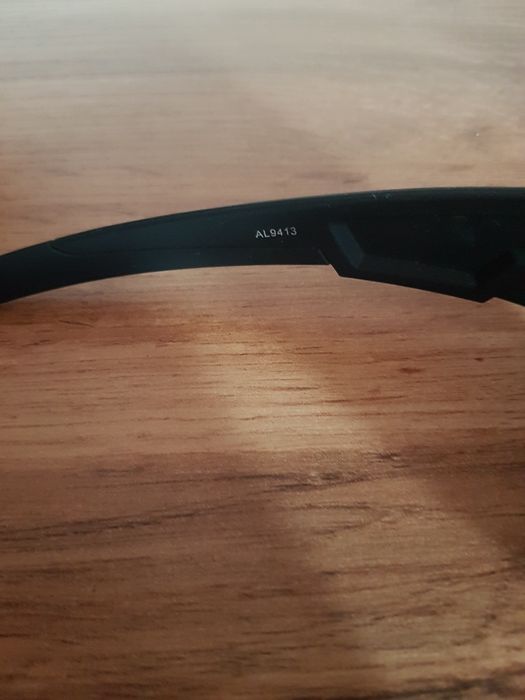 Ochelari de soare NOI, Nike