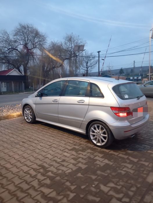 Mercedes b class 200