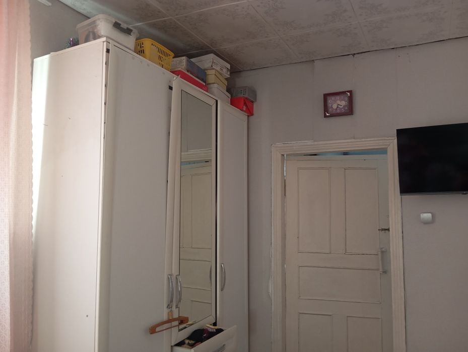 Дом село Луганск