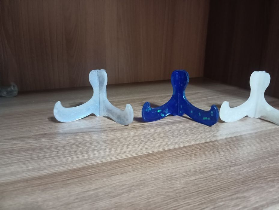 Декоративные кашпо, подсвечники.