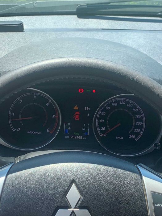 MITSUBISHI ASX 2012 — imagine 2