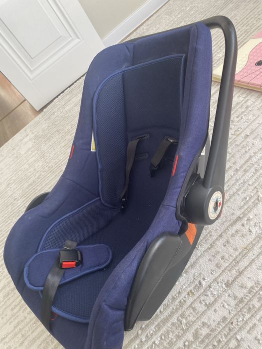 Продам автолюльку