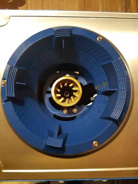 vând masă de porumb fiert