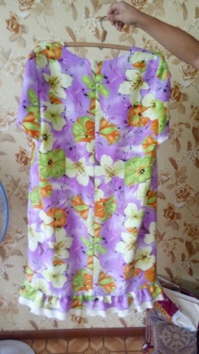 Продам красивое платье (58-60 размер)