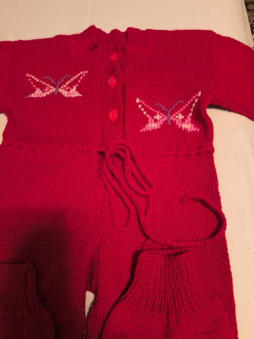 Детская вызанная одежда