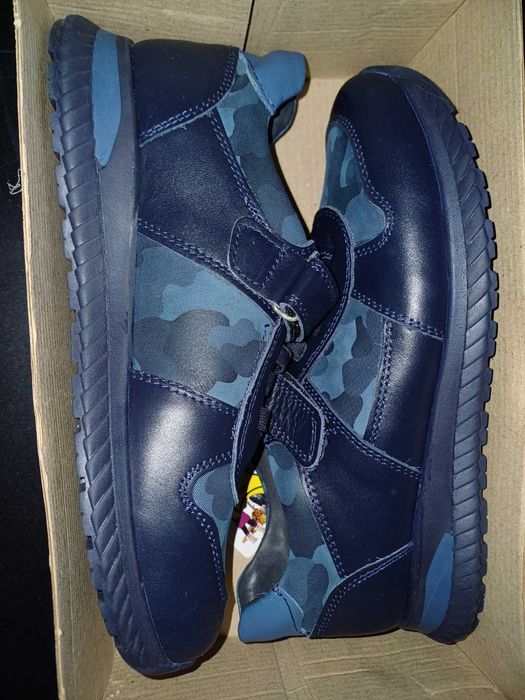 Продавам обувки 37 номер