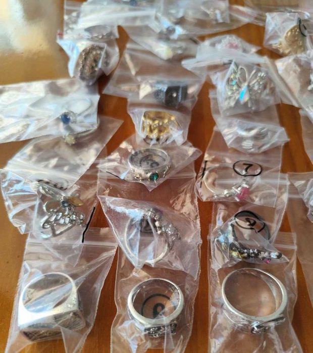 Пръстени и халки