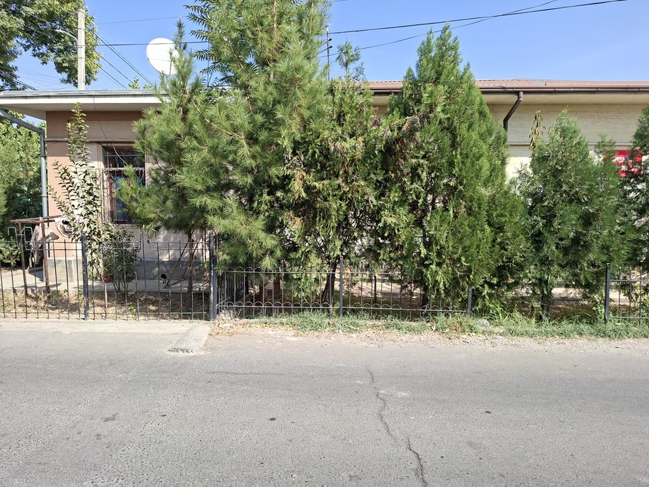 Срочно продам участок угловой свою