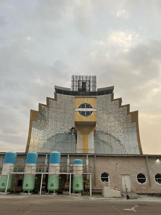 Тур в Самарканд, в горы Тянь-Шаня, по Узбекистану. Минивэн, электрокар