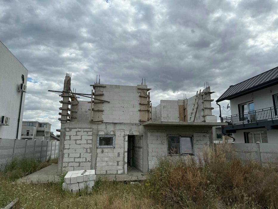 casa de vanzare midia sat