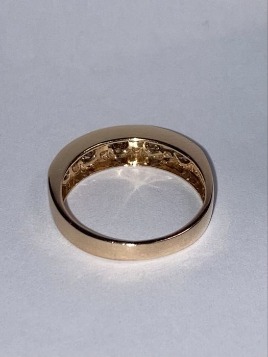 Inel aur rose 18kt.cu diamante fancy
