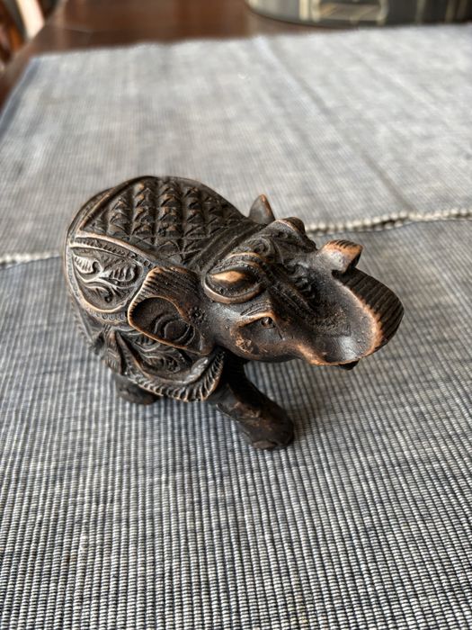 Продаю статуэтки слонов