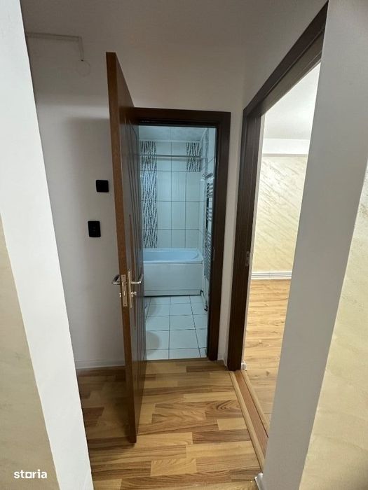 De vânzare apartament 3 camere Viziru 1 etaj 1 SUPER PRET