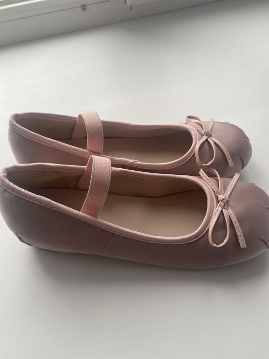 Продам балетки новые