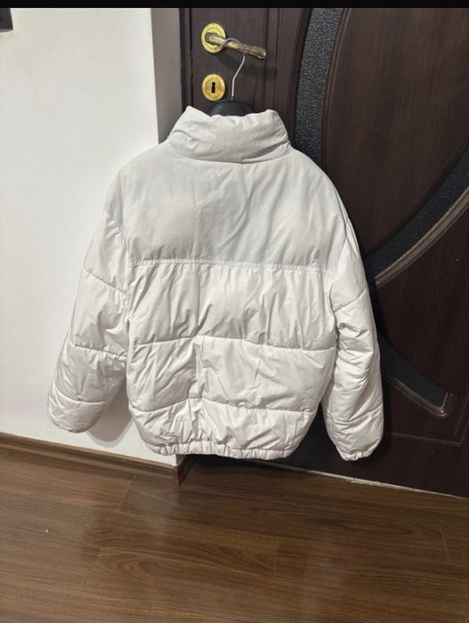 Geaca bershka stare impecabila