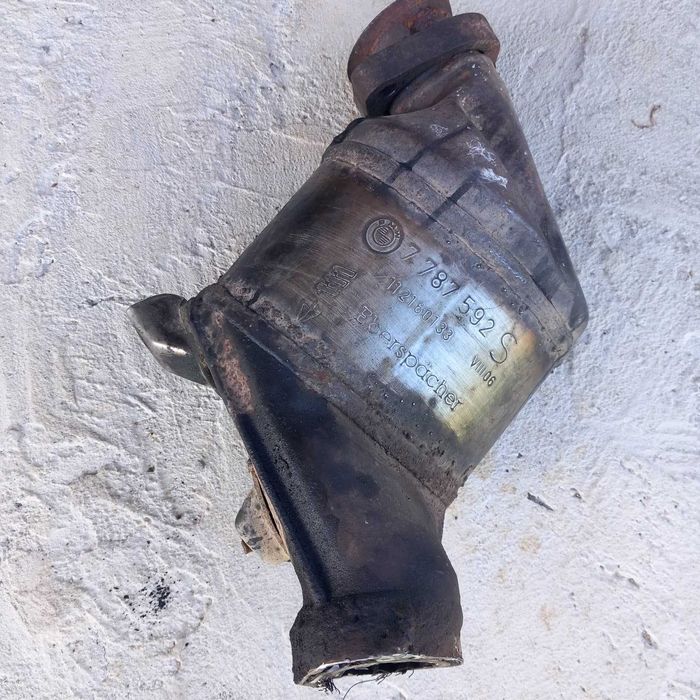 Vand Catalizator bmw 320 150 CP