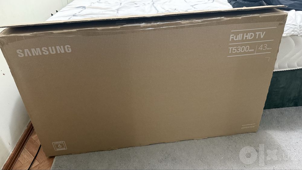 Телевизор Samsung T5300 с диагональю 43 дюйма (108–109 см)