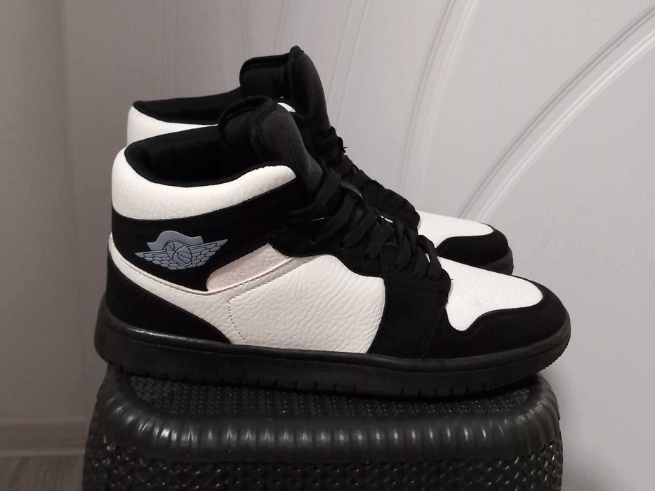 Баскетболни маратонки тип Jordan размер 42