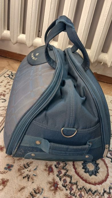 Продам дорожную сумку. Недорого