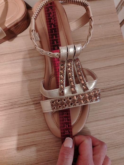 Нови летни сандали