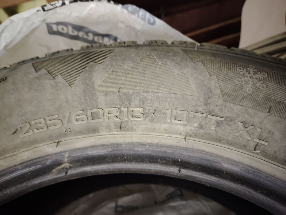 Шина зимняя с шипами