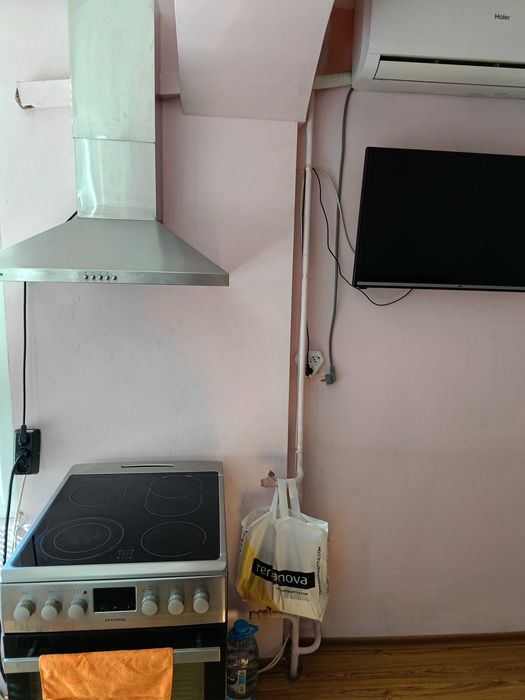 Продава се Двустаен апартамент в Плевен, 9-ти квартал - 54 кв.м за 1334 €/кв.м - Снимка #7