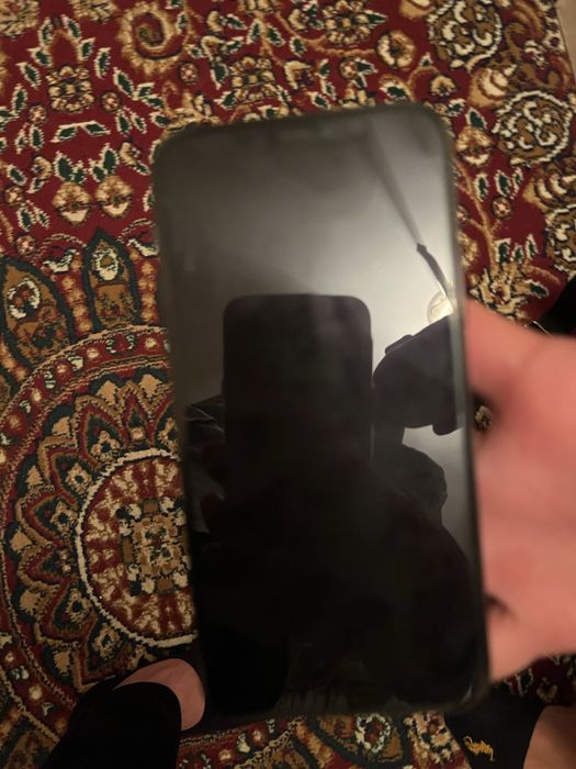 Iphon 11pro idial holatda karobka dakumen yo 85% 64 xotira