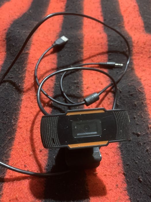 Microfon si camere