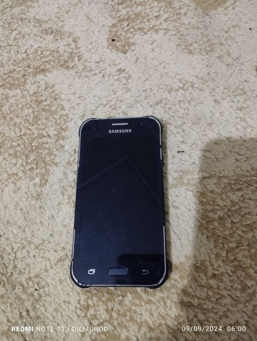 Ayfon 5 s Samsung j 1 ace Samsung tab 4 sotiladi