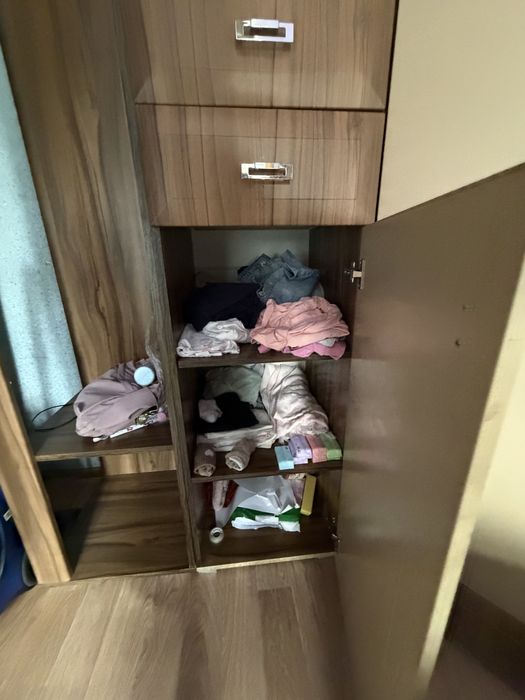 Продаю шкаф в отличном состоянии