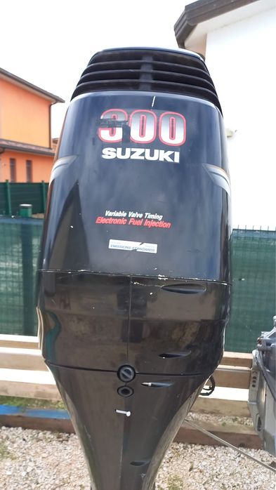 Motor barca suzuki