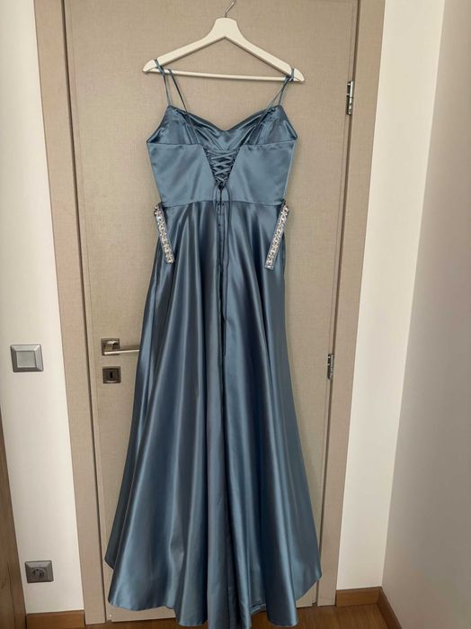 Официална бална рокля