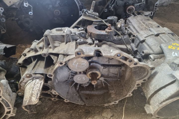 Cutie de viteze manuala 6 trepte 2.5 T benzina 8g9r-7002-ja 8g9r7002ja Ford Mondeo 4  [din 2007 pan