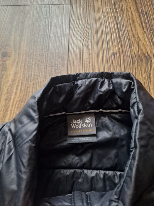 Страхотна мъжка грейка елек JACK WOLFSKIN размер XL