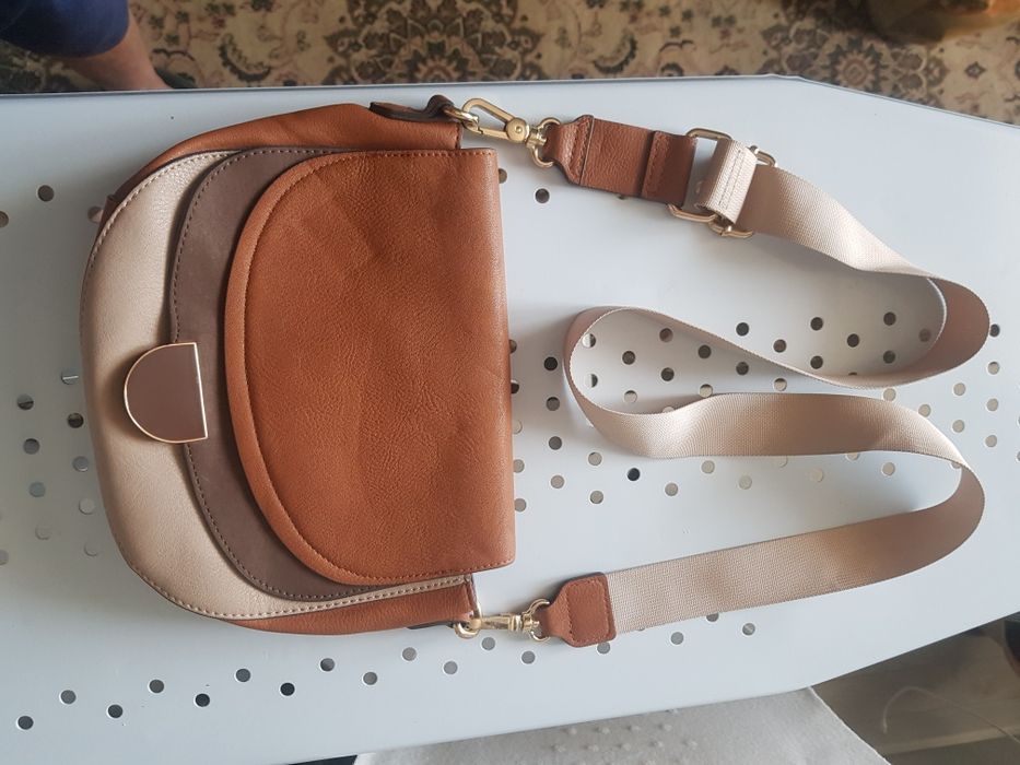 Продаю сумочки,женские