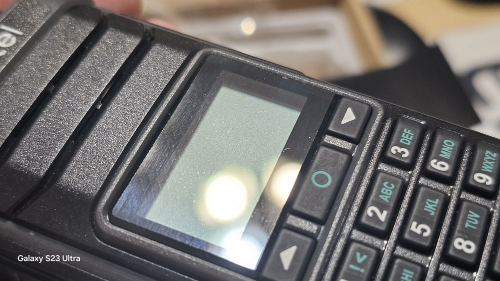 Statie emisie-receptie protabila RADTEL RT-860 ca  noua..