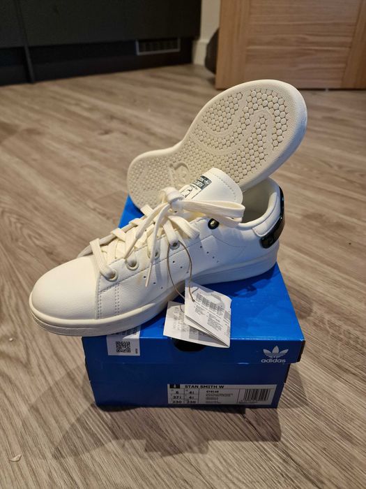 Маратонки Adidas