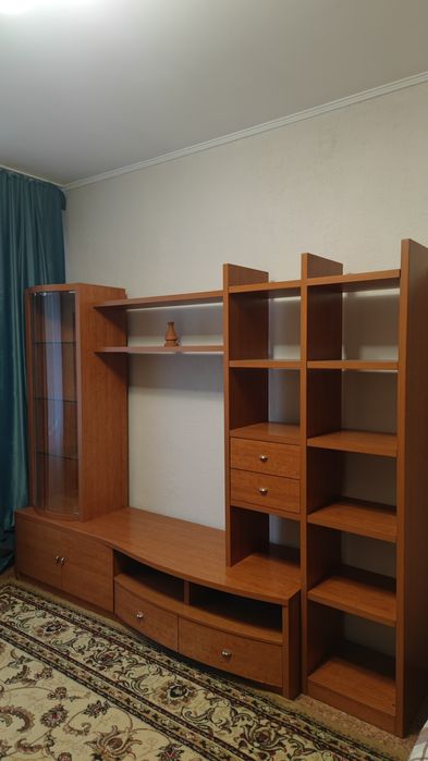 Мебель стенка, горка.